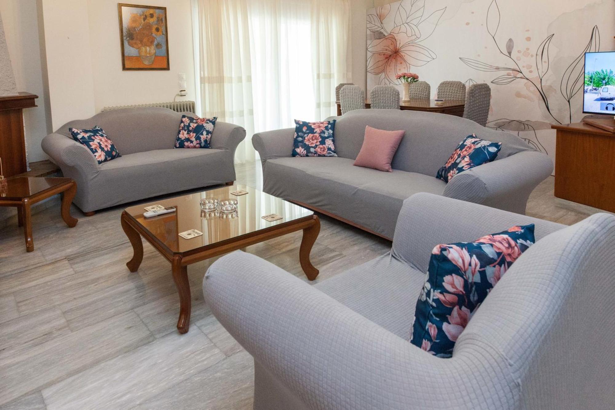 Classical 2 Bd Beauty Apt In Peaceful Chalandri 아테네 외부 사진